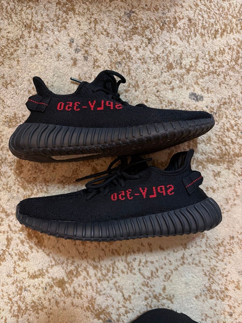 Yeezy boost 350 v2 black Red men's size 9.5